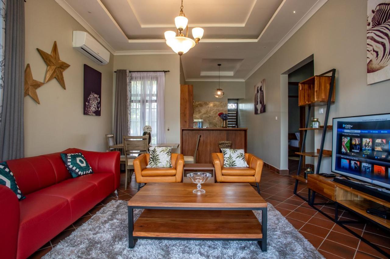 מושי Kinga Homes Boutique Hotel מראה חיצוני תמונה