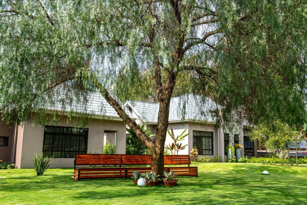 מושי Kinga Homes Boutique Hotel מראה חיצוני תמונה