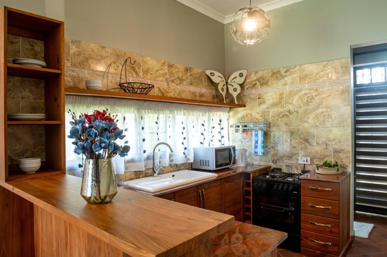מושי Kinga Homes Boutique Hotel מראה חיצוני תמונה