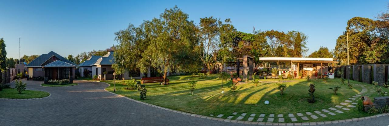 מושי Kinga Homes Boutique Hotel מראה חיצוני תמונה