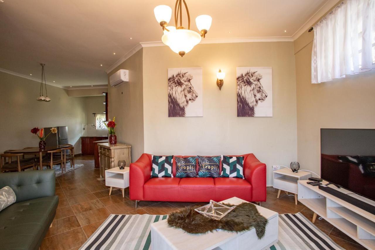 מושי Kinga Homes Boutique Hotel מראה חיצוני תמונה